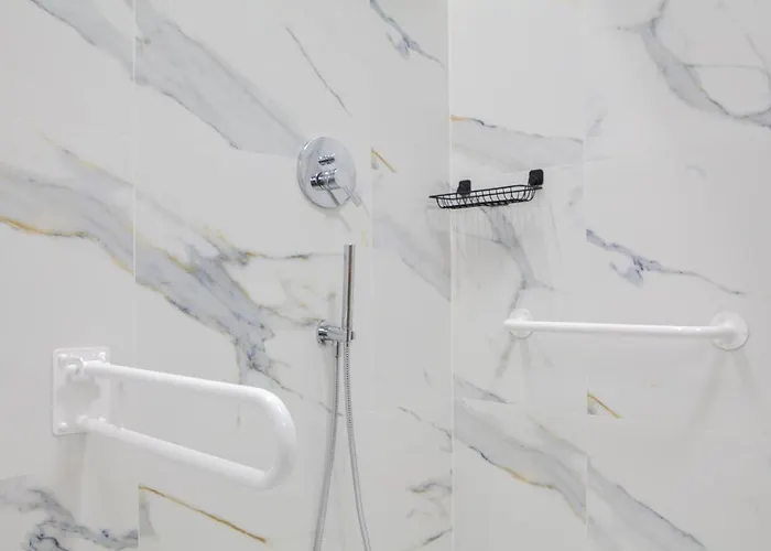 Jasmin מלון דירות